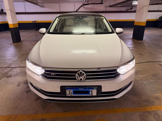 VOLKSWAGEN PASSAT 2.0 16V TSI BLUEMOTION GASOLINA HIGHLINE 4P DSG VOLKSWAGEN PASSAT 2.0 16V TSI BLUEMOTION GASOLINA HIGHLINE 4P DSG